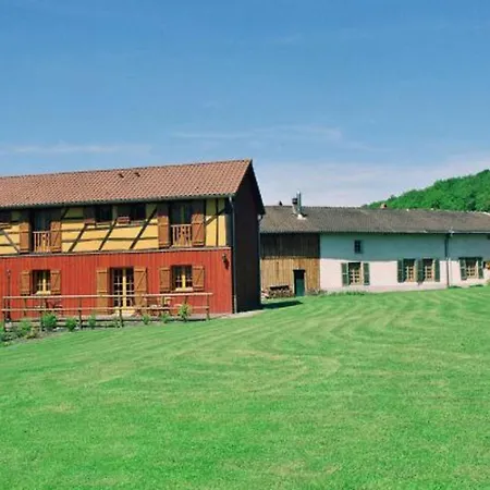 Elegantes Au Coeur De La Foret D'argonne Bed & Breakfast 3*
